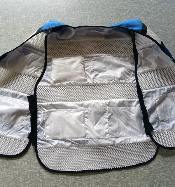 V&ecirc;tements de refroidissement &agrave; colle condens&eacute;e